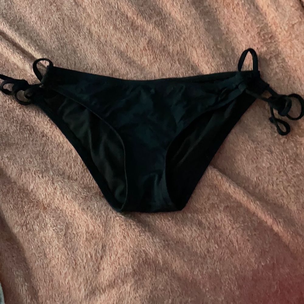 women’s bathing suit